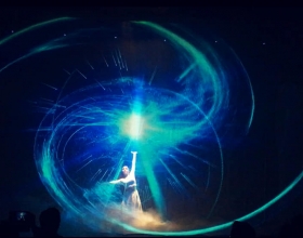 Tương Tác Hologram